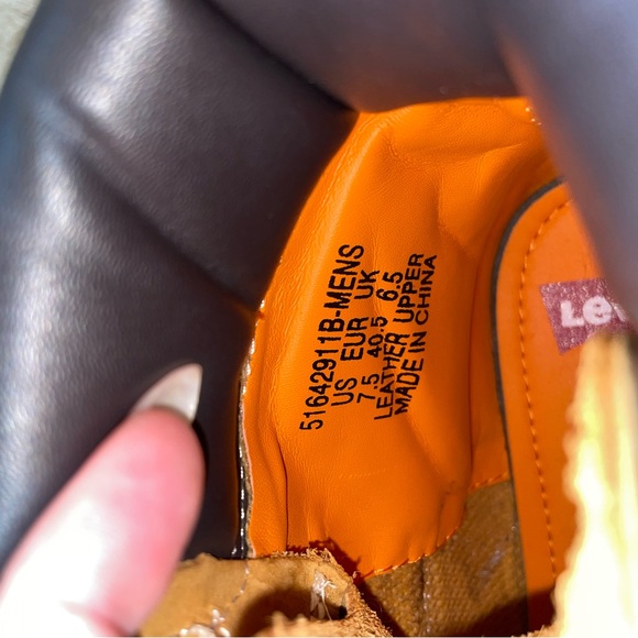 Levis | Tan Suede Boots - Picture 7 of 7